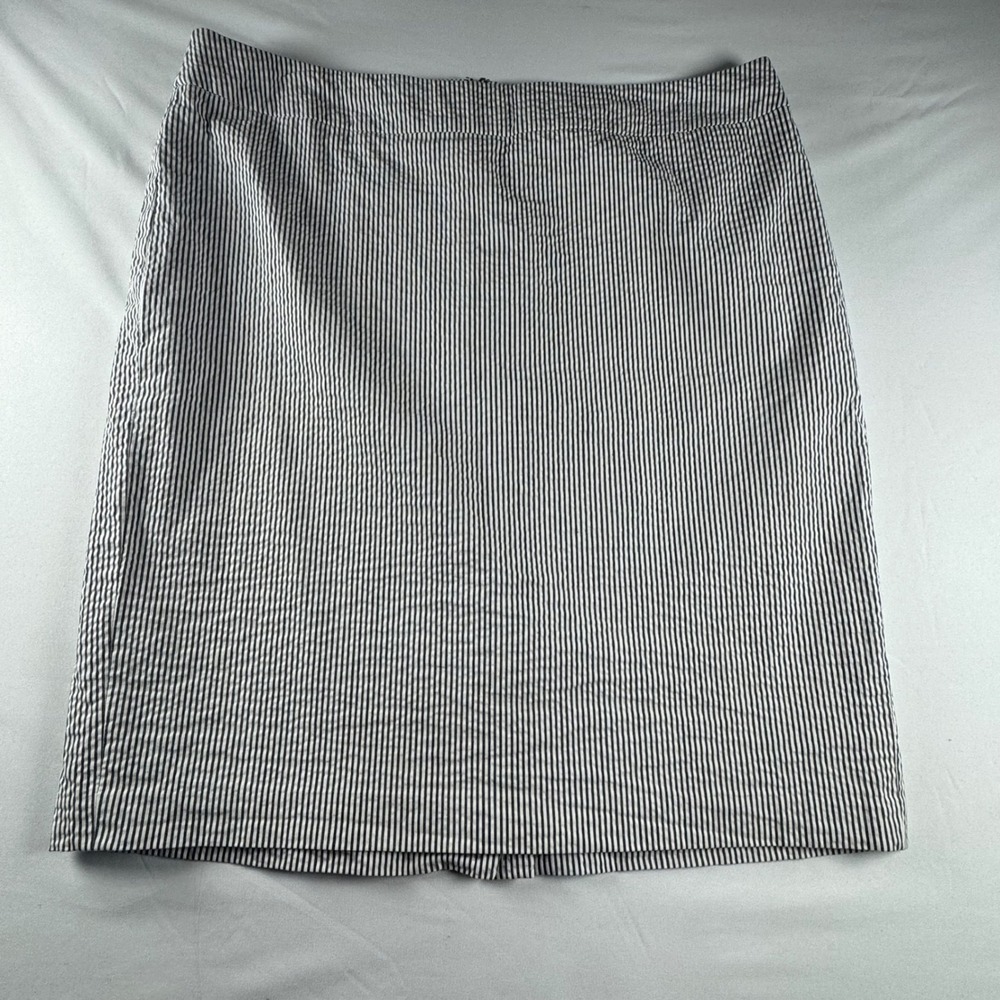 Jones New York Woman Seersucker Striped Pencil Skirt Black‎ White Size 14W